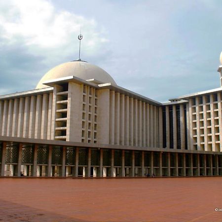 Zen Premium Menteng Syariah Джакарта Екстериор снимка