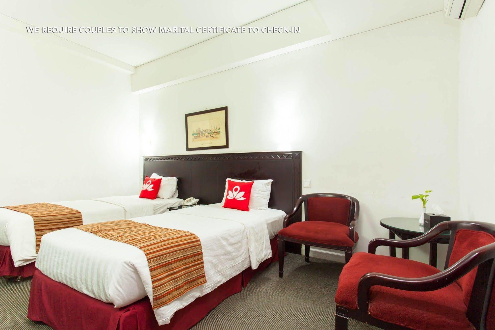 Zen Premium Menteng Syariah Джакарта Екстериор снимка